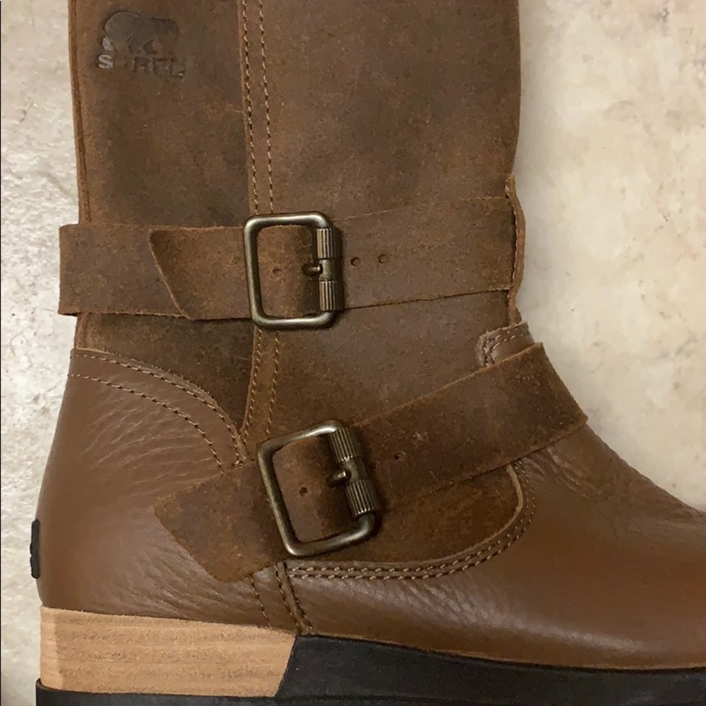Sorel Boots - Picture 2 of 3